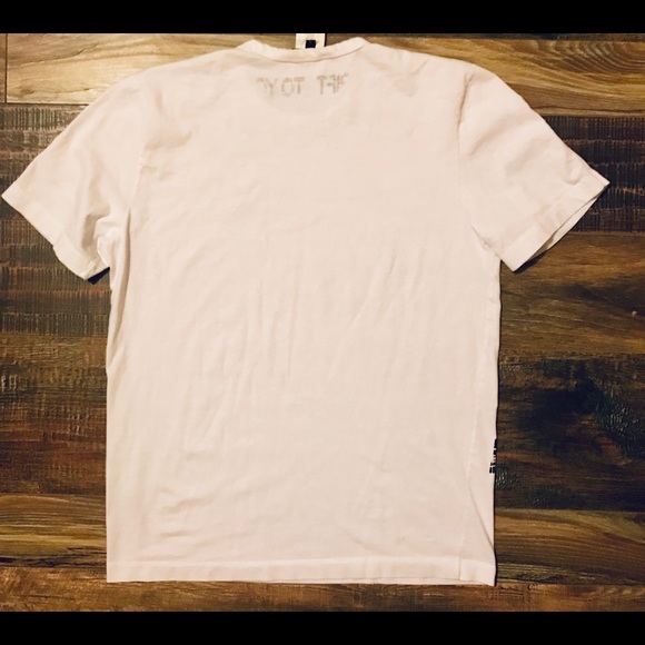 🚨SOLD🚨⚜️Auth Versace Classic T-shirt ⚜️ - Picture 2 of 4